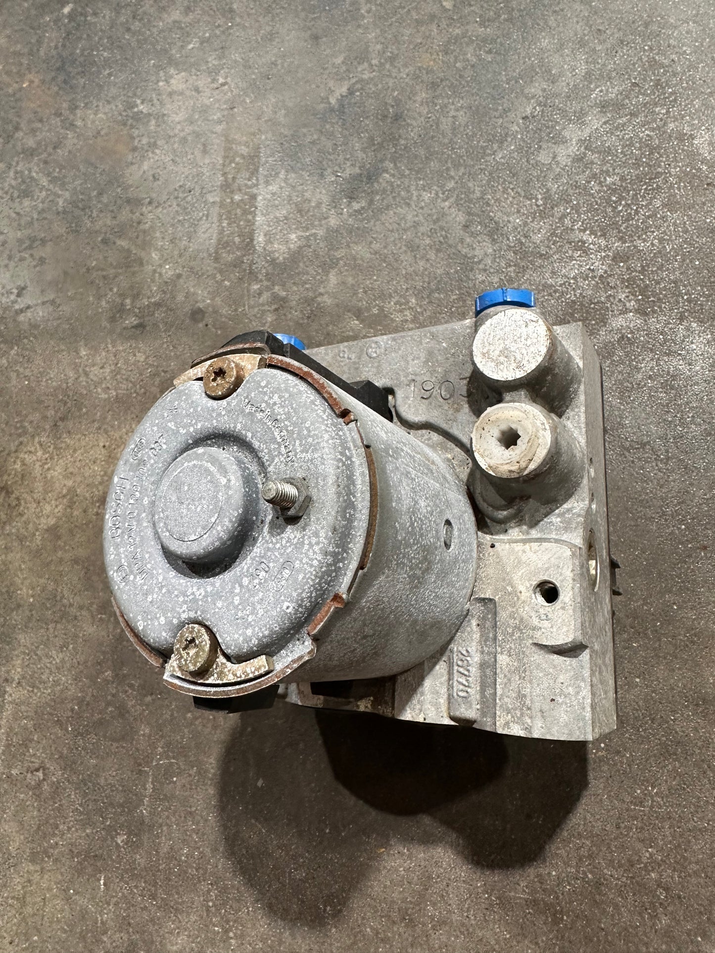 993 C2 / C4 ABS Pump (Rebuilt)