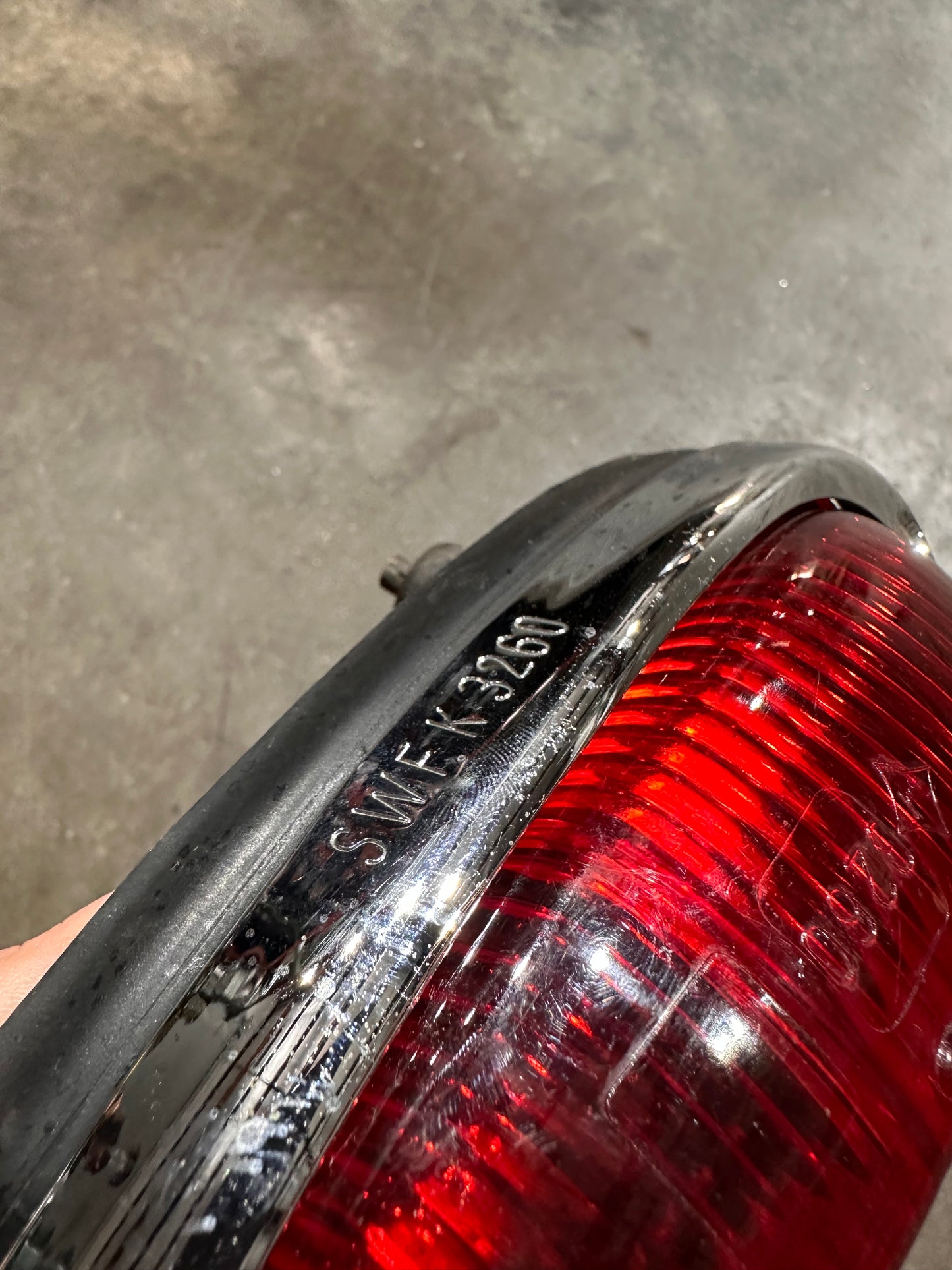 356 Rear Red Teardrop Taillight Assembly (DS)