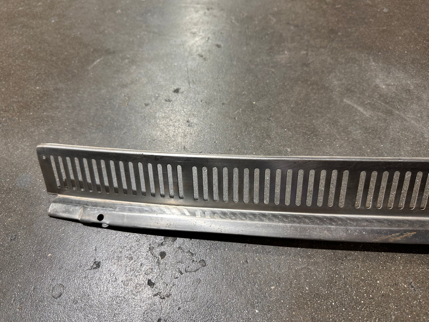 69-73 Rear Muffler Skirt