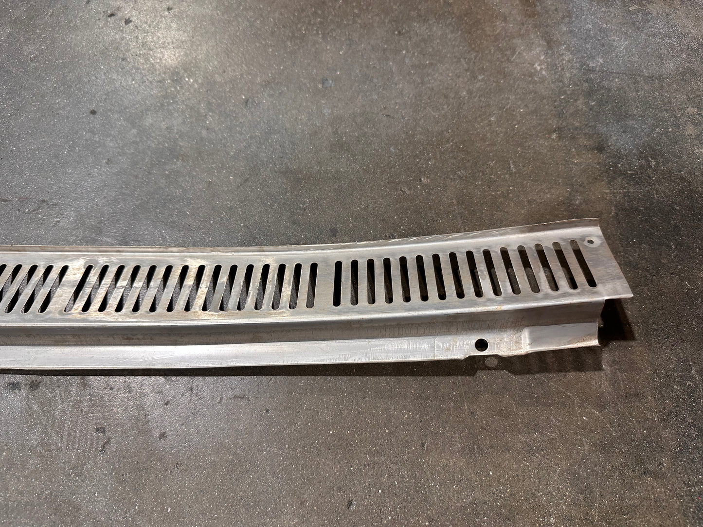 69-73 Rear Muffler Skirt