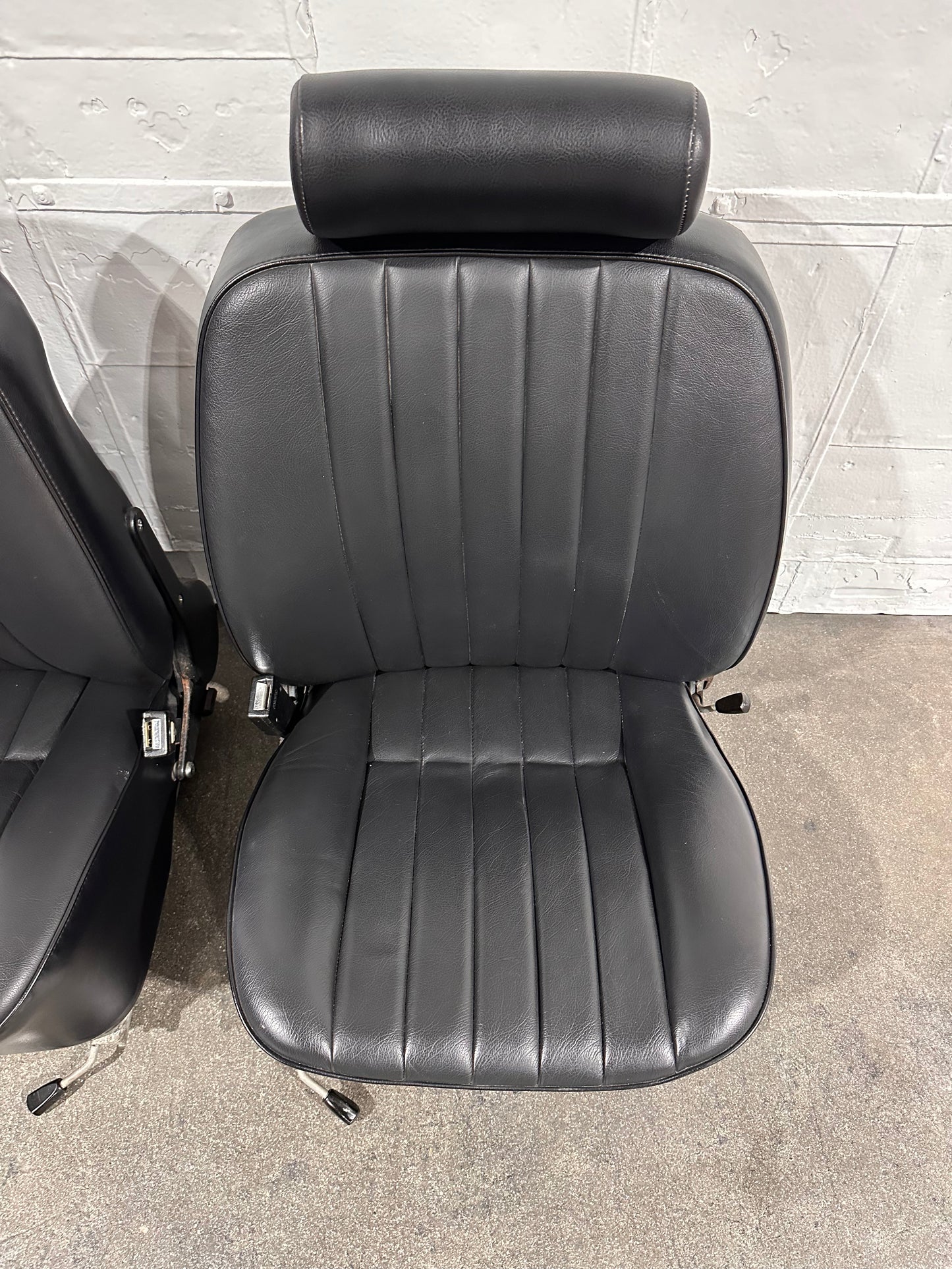 72-73 Recaro Seats w/headrests