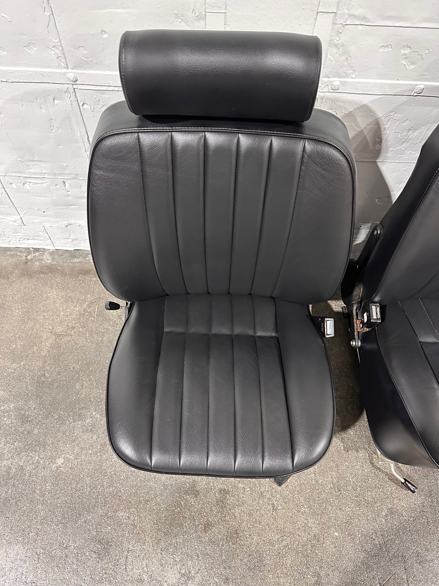 72-73 Recaro Seats w/headrests