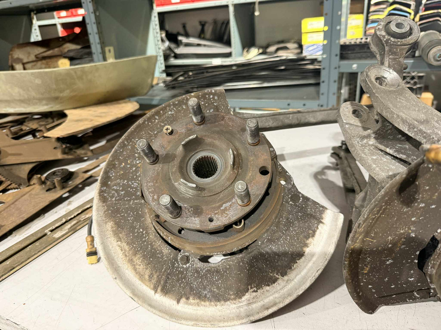 993 Wishbone/knuckle