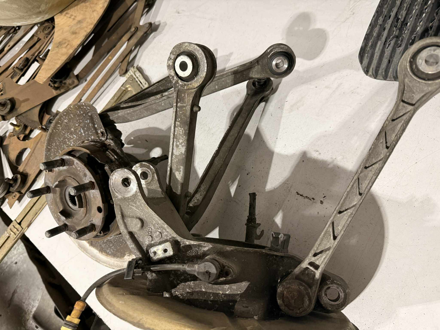 993 Wishbone/knuckle