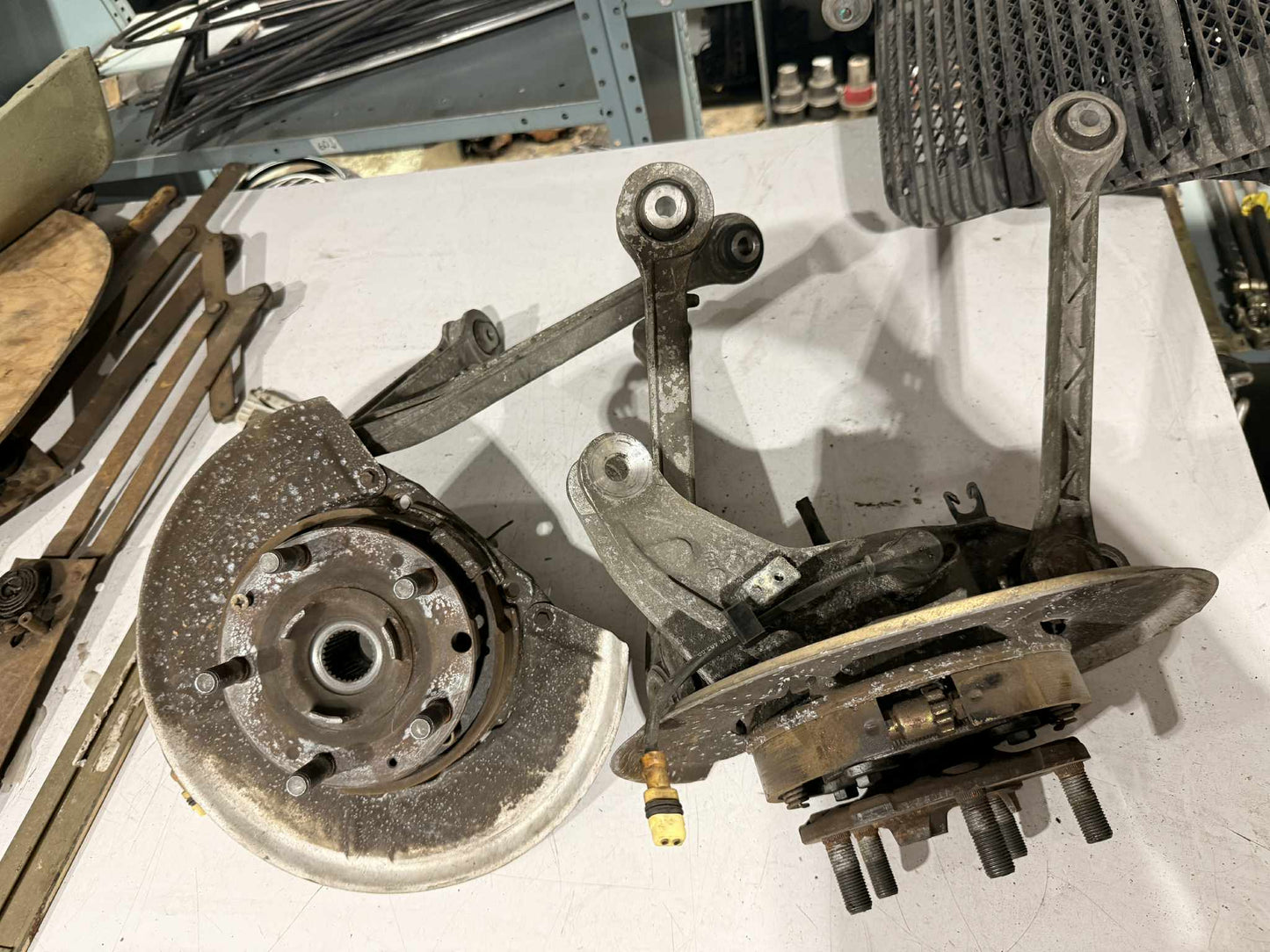 993 Wishbone/knuckle